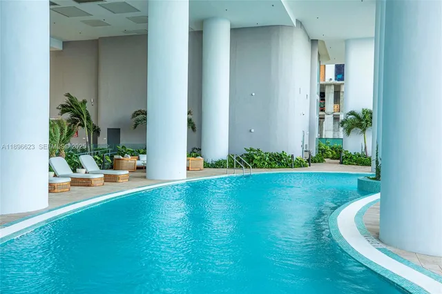 $3,399,000 | 700 Northeast 24th Street, Unit 4401, Miami, FL 33137