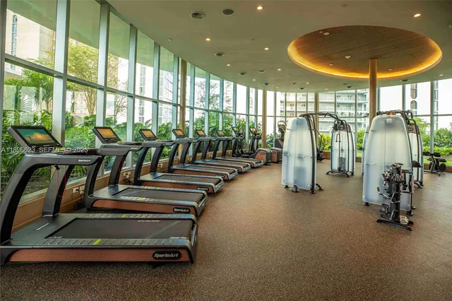 $3,399,000 | 700 Northeast 24th Street, Unit 4401, Miami, FL 33137