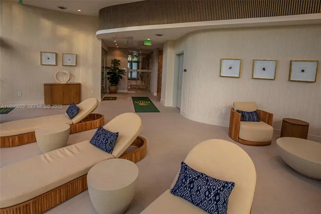 $3,399,000 | 700 Northeast 24th Street, Unit 4401, Miami, FL 33137