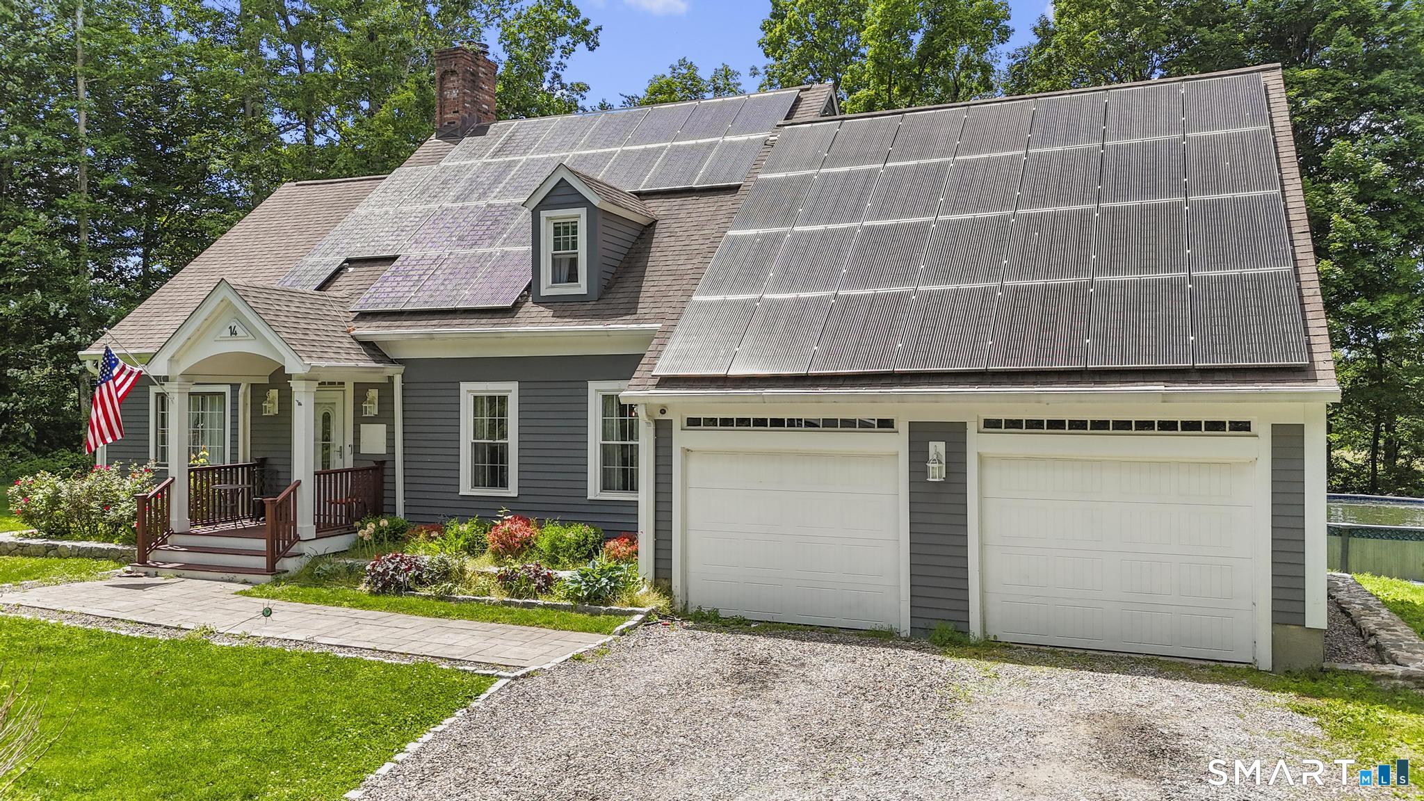 14 North Branch Road Newtown, CT 06470 - Photo 2 of 40