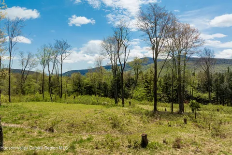 $275,000 | 1 Legg Road, Haines Falls, NY 12436