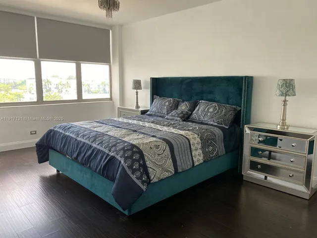 $2,800 | 7441 Wayne Avenue, Unit 4D, Miami Beach, FL 33141