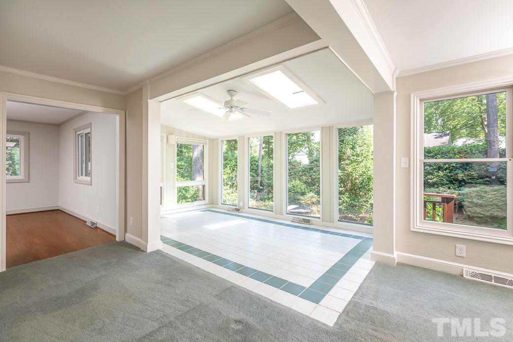 3424 Huckabay Circle Raleigh, NC 27612 - Photo 8 of 26 Gallery Image 8
