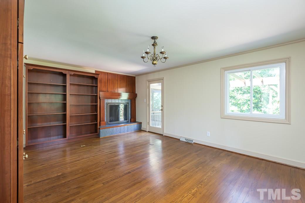 3424 Huckabay Circle Raleigh, NC 27612 - Photo 10 of 26 Gallery Image 10