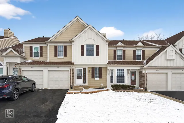 $339,900 | 1543 Apple Grove Lane, Westmont, IL 60559
