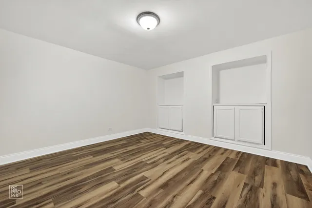 wooden floor in a room