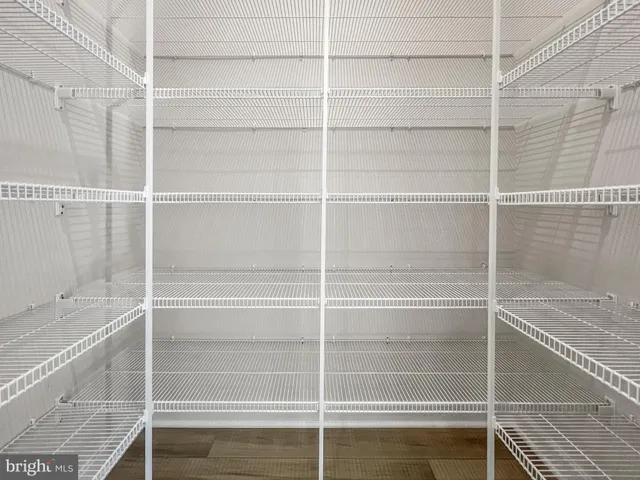 $3,500 | 2176 Glacier Road, Herndon, VA 20170