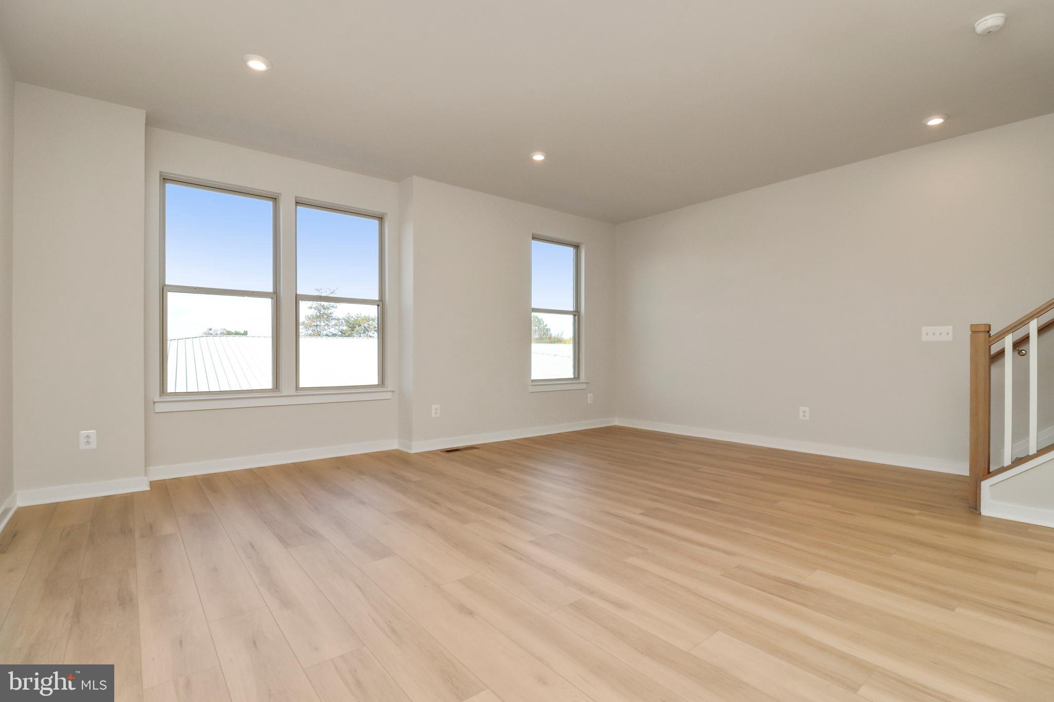 2176 Glacier Road Herndon, VA 20170 - Photo 18 of 42