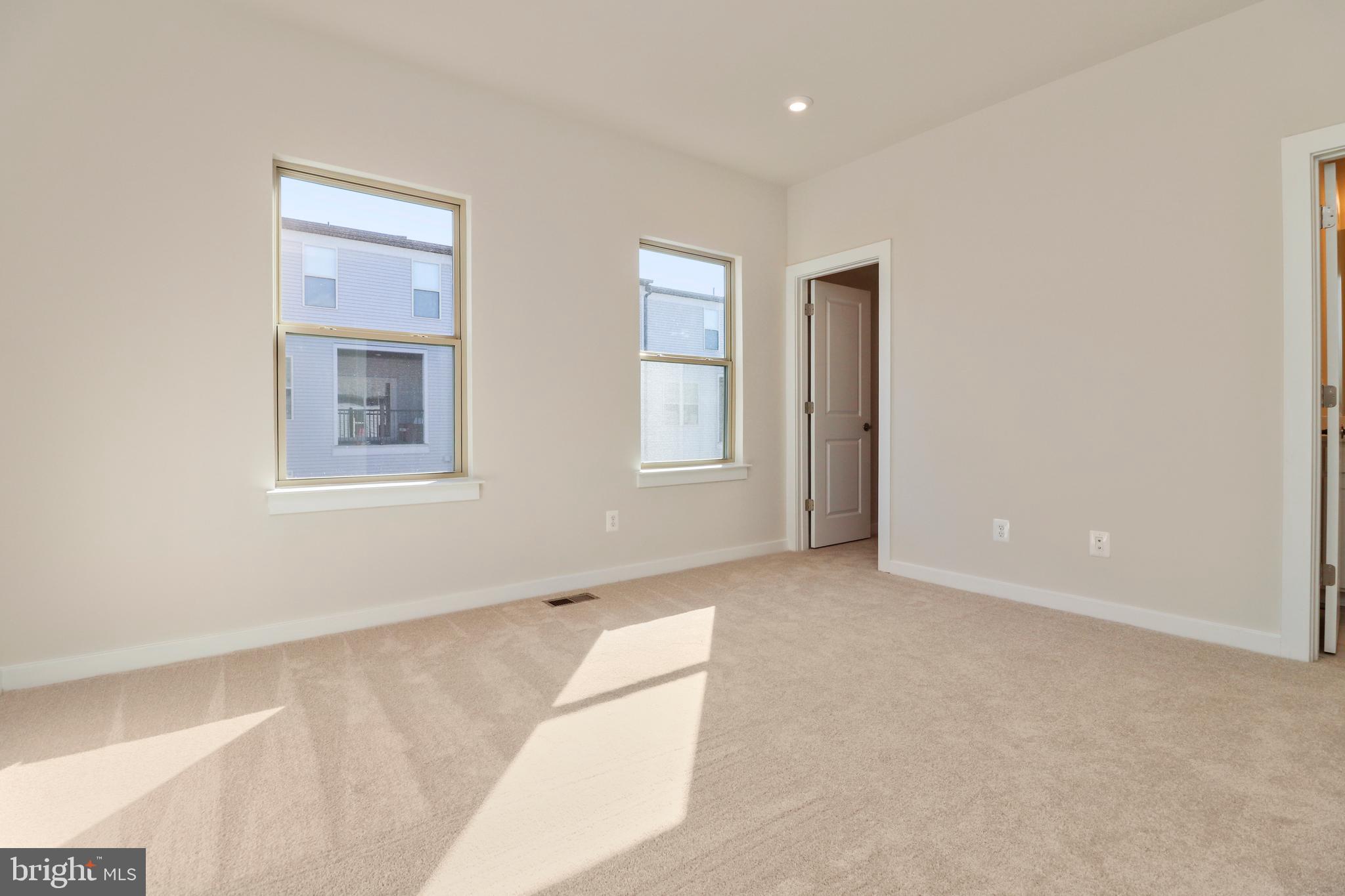 2176 Glacier Road Herndon, VA 20170 - Photo 21 of 42