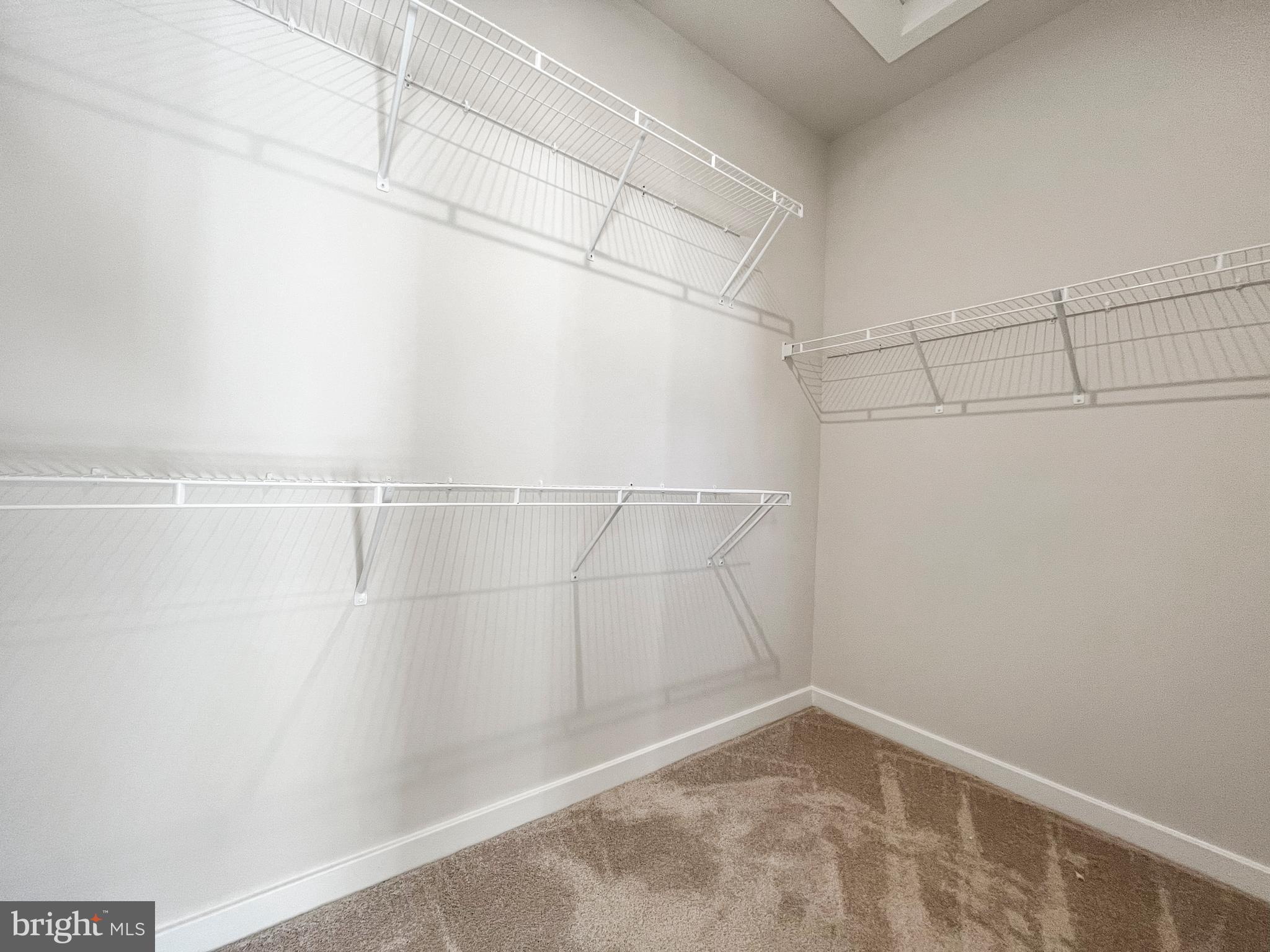 2176 Glacier Road Herndon, VA 20170 - Photo 25 of 42