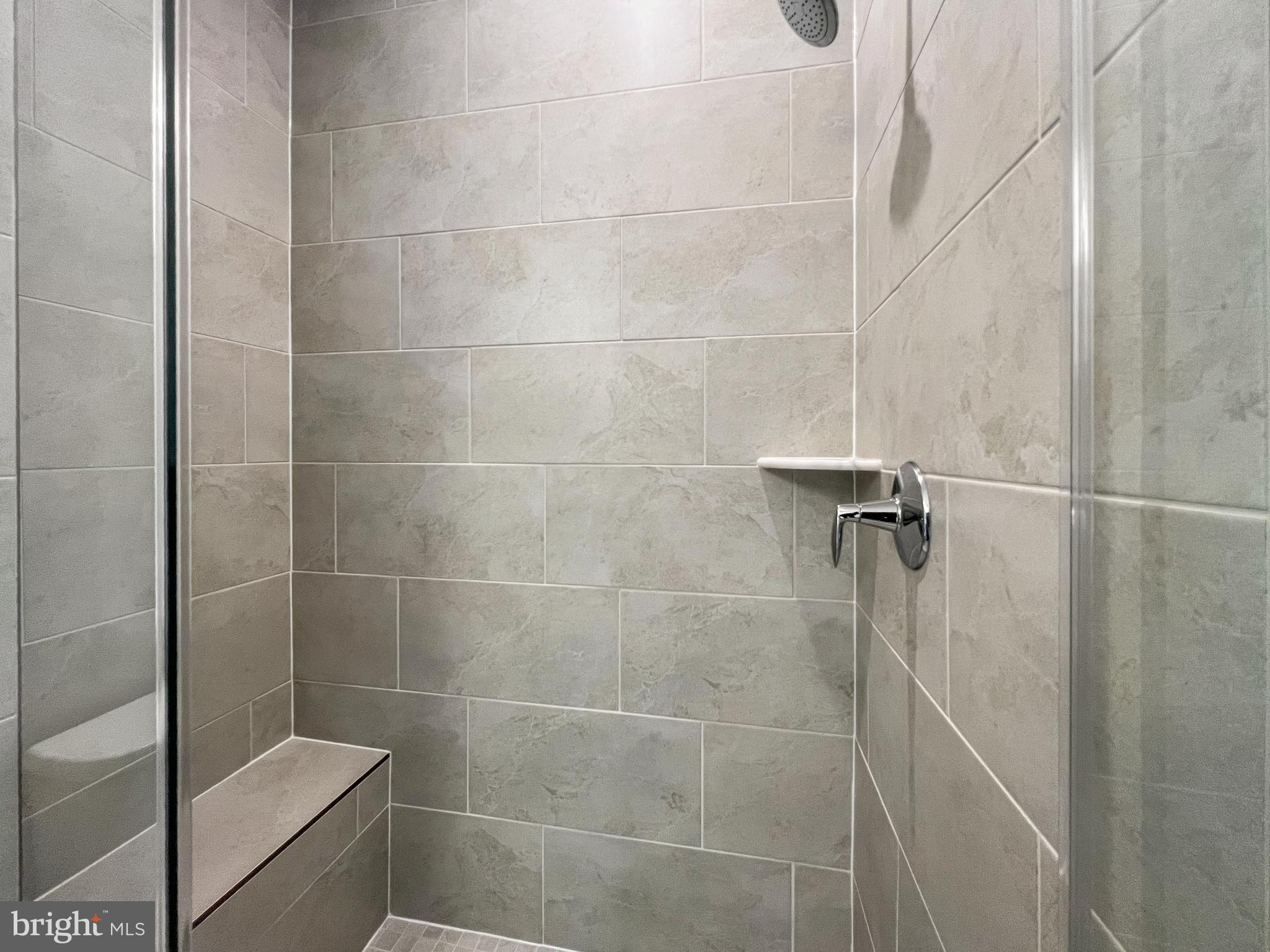 2176 Glacier Road Herndon, VA 20170 - Photo 26 of 42