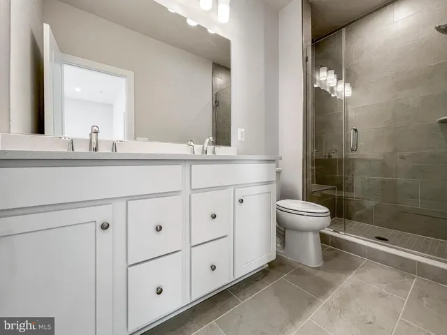 $3,500 | 2176 Glacier Road, Herndon, VA 20170