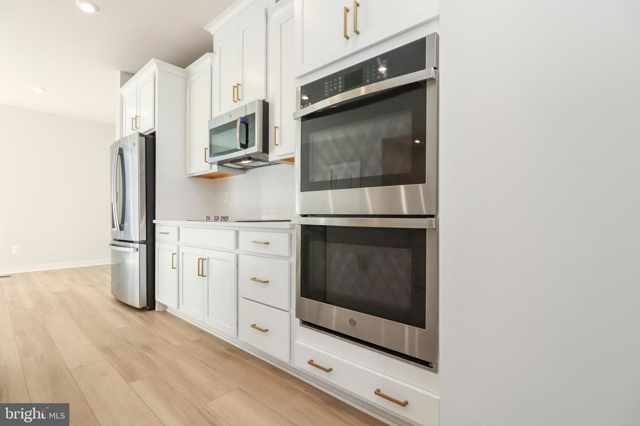 2176 Glacier Road Herndon, VA 20170 - Photo 8 of 42