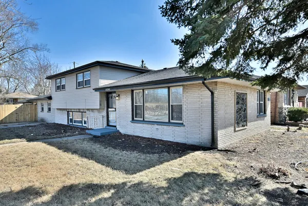 $274,900 | 14201 Maryland Avenue, Dolton, IL 60419