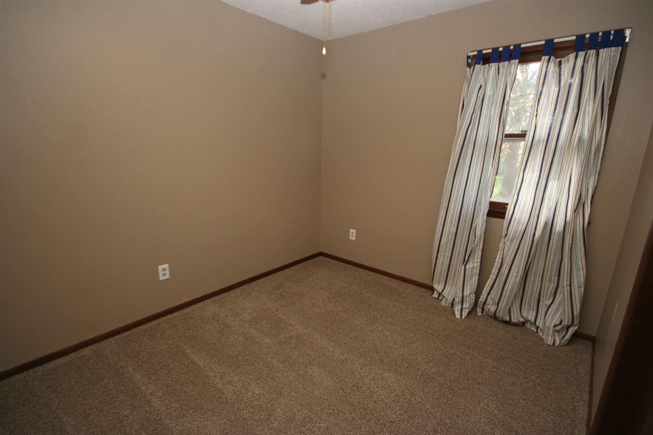 168 Country Club Road Williamsburg, IA 52361 - Photo 22 of 25 Gallery Image 22