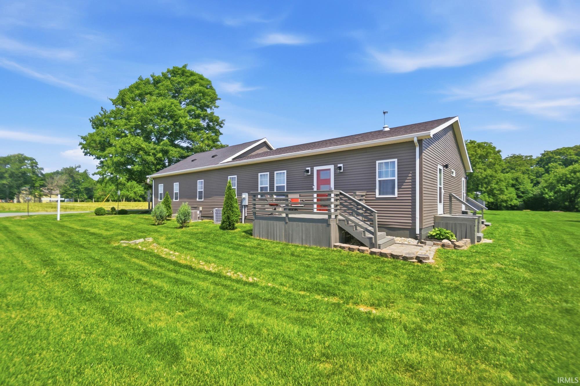6033 North 200th Road East Huntington, IN 46750 - Photo 2 of 36