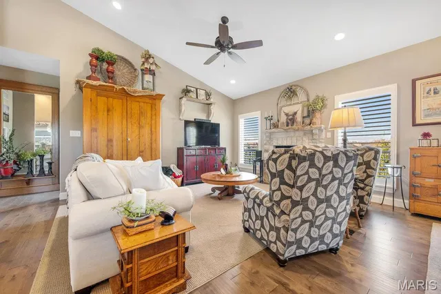 $549,900 | 701 Ridgepointe Court, Lake St. Louis, MO 63367