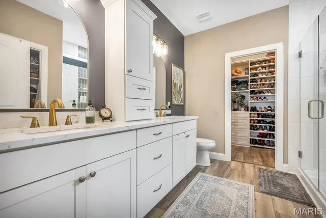 $549,900 | 701 Ridgepointe Court, Lake St. Louis, MO 63367