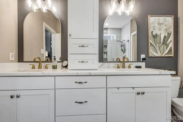 $549,900 | 701 Ridgepointe Court, Lake St. Louis, MO 63367