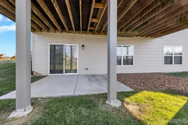 $549,900 | 701 Ridgepointe Court, Lake St. Louis, MO 63367