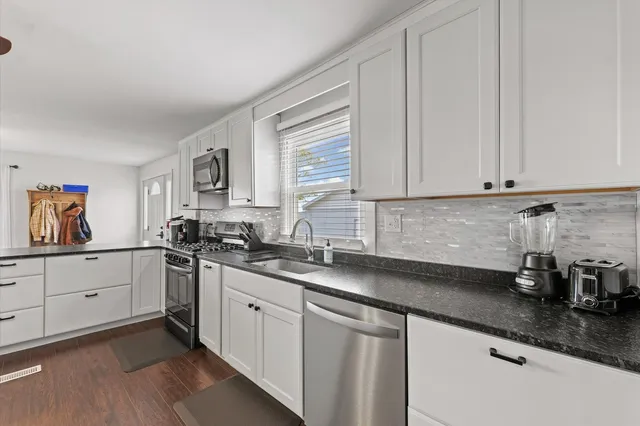 $189,900 | 108 Pauline Street, Royal, IL 61871