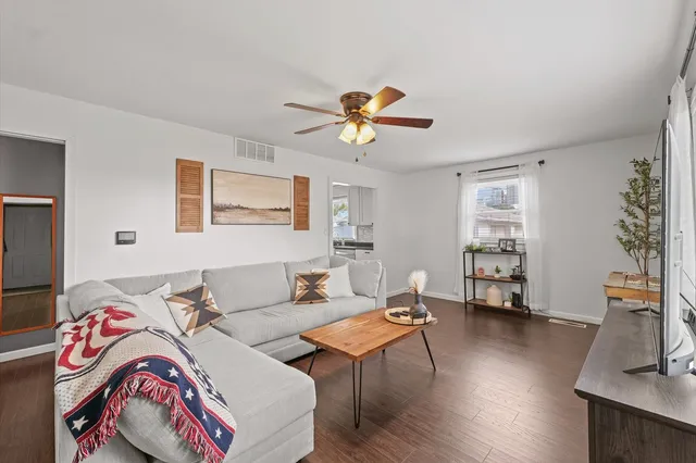 $189,900 | 108 Pauline Street, Royal, IL 61871