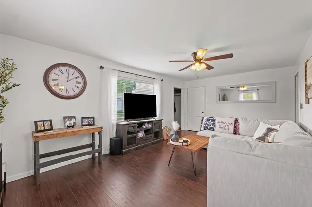 $189,900 | 108 Pauline Street, Royal, IL 61871