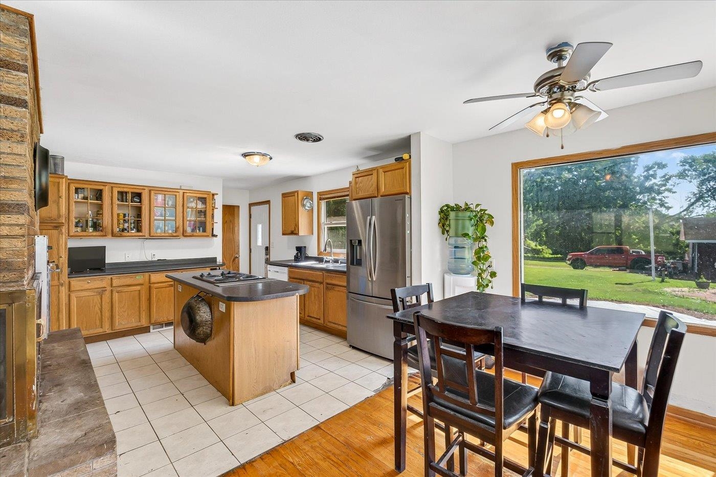 3142 Larsen Road Madison, WI 53711 - Photo 5 of 33
