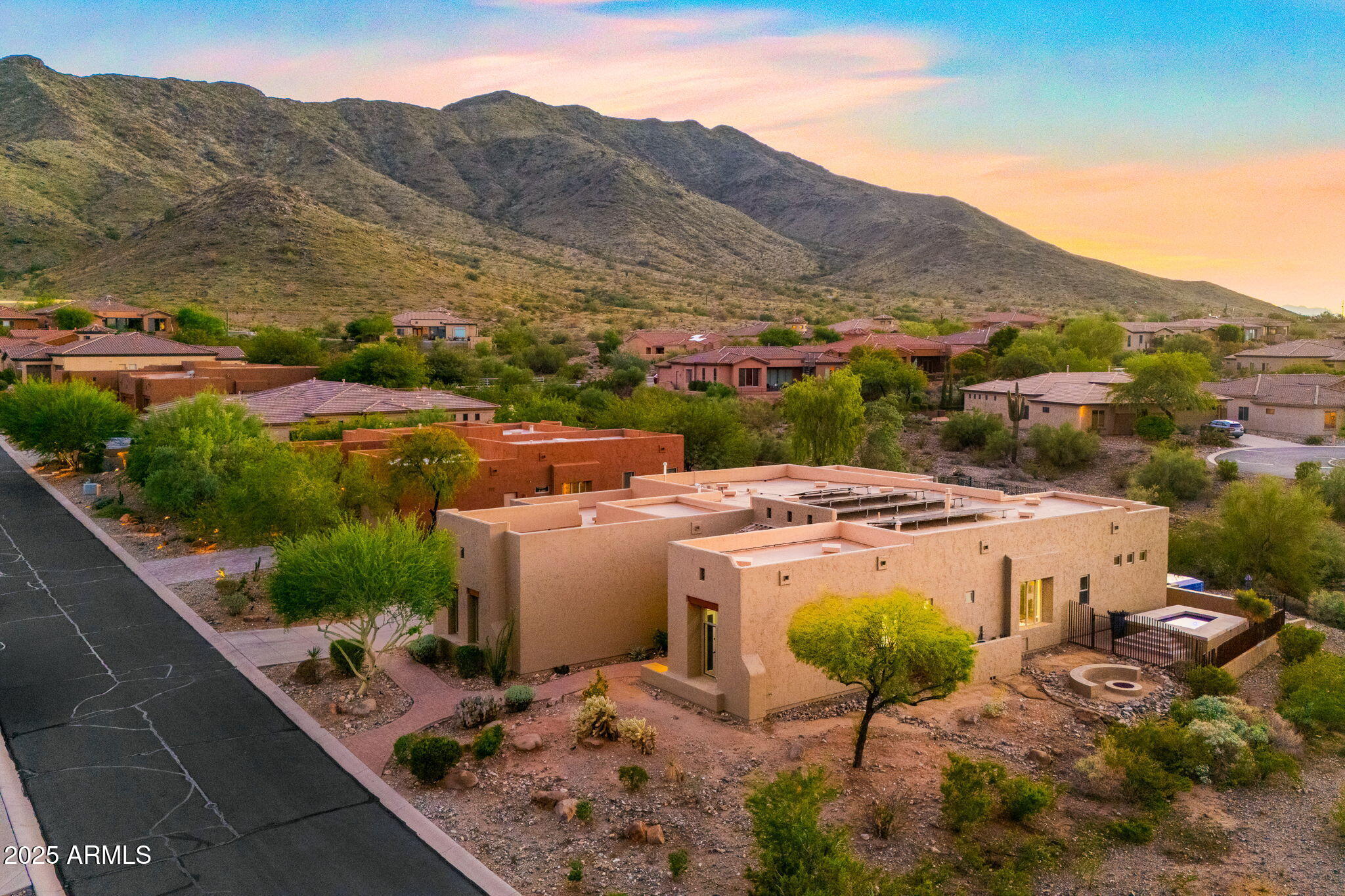 10302 South 16th Avenue Phoenix, AZ 85041 - Photo 3 of 74 3-web-or-mls-10302 S 16th Ave - MLS Imag