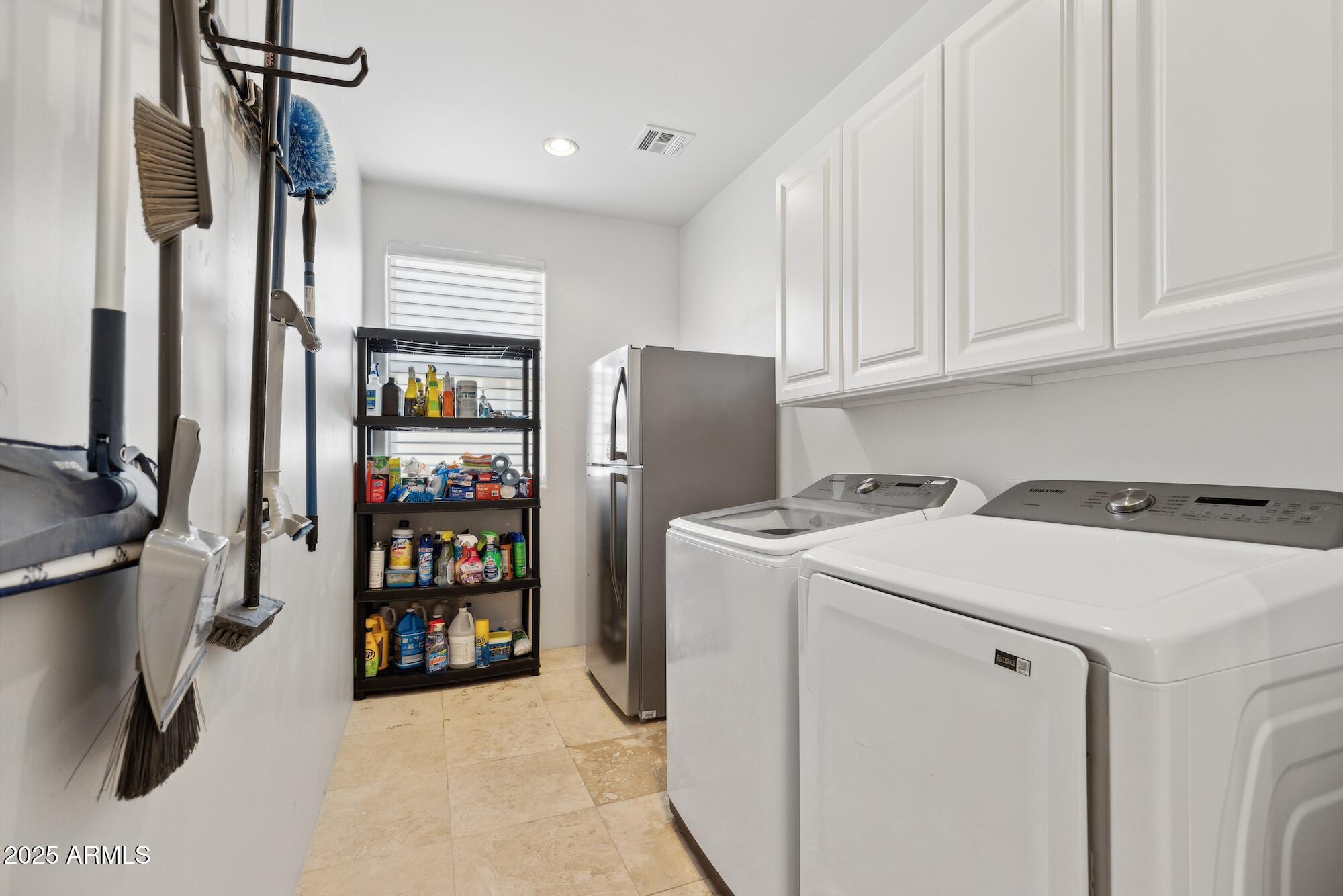 10302 South 16th Avenue Phoenix, AZ 85041 - Photo 42 of 74 16thLaundry