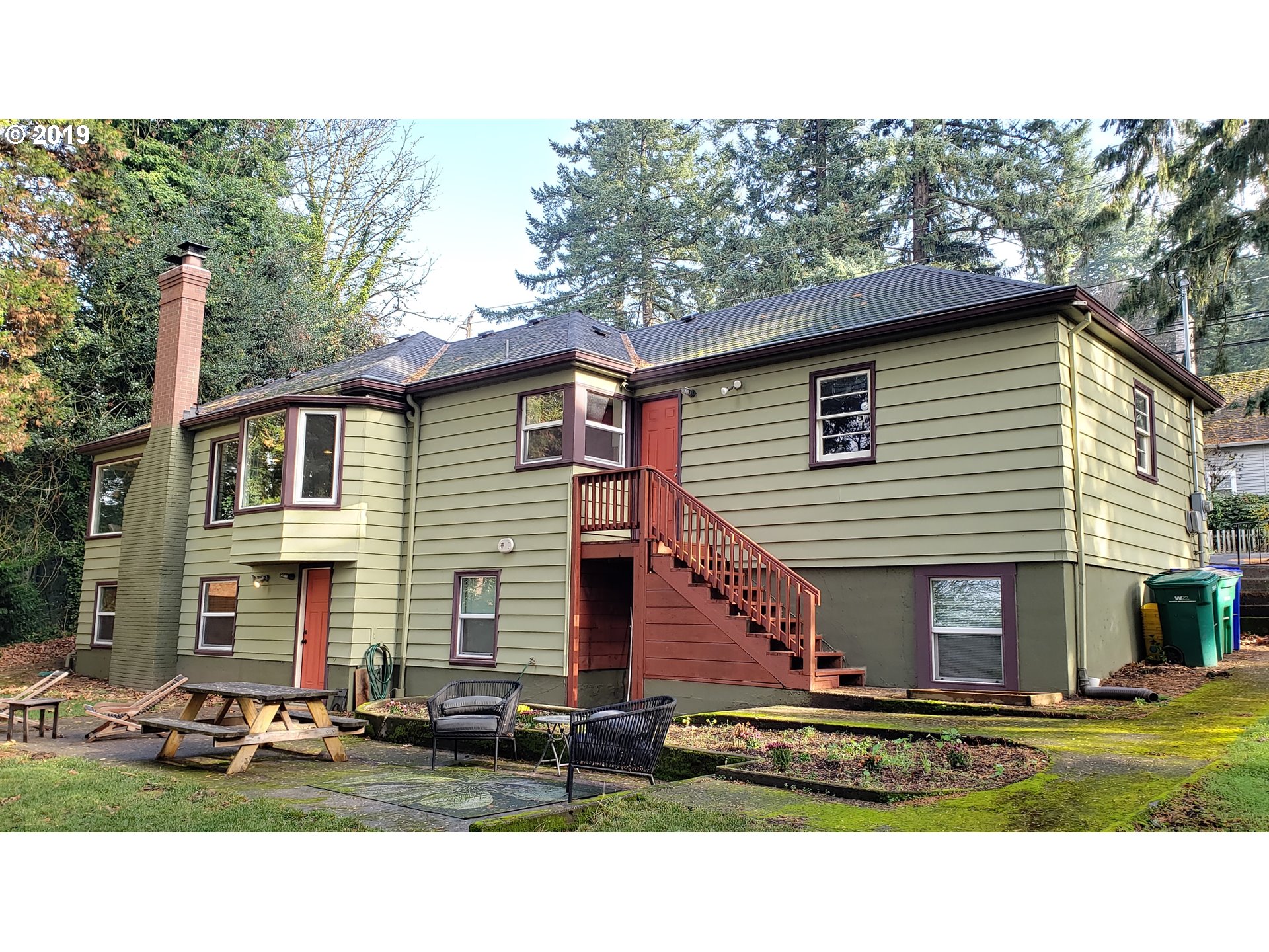12029 Southwest Lesser Road Portland, OR 97219 - Photo 19 of 25 Gallery Image 19