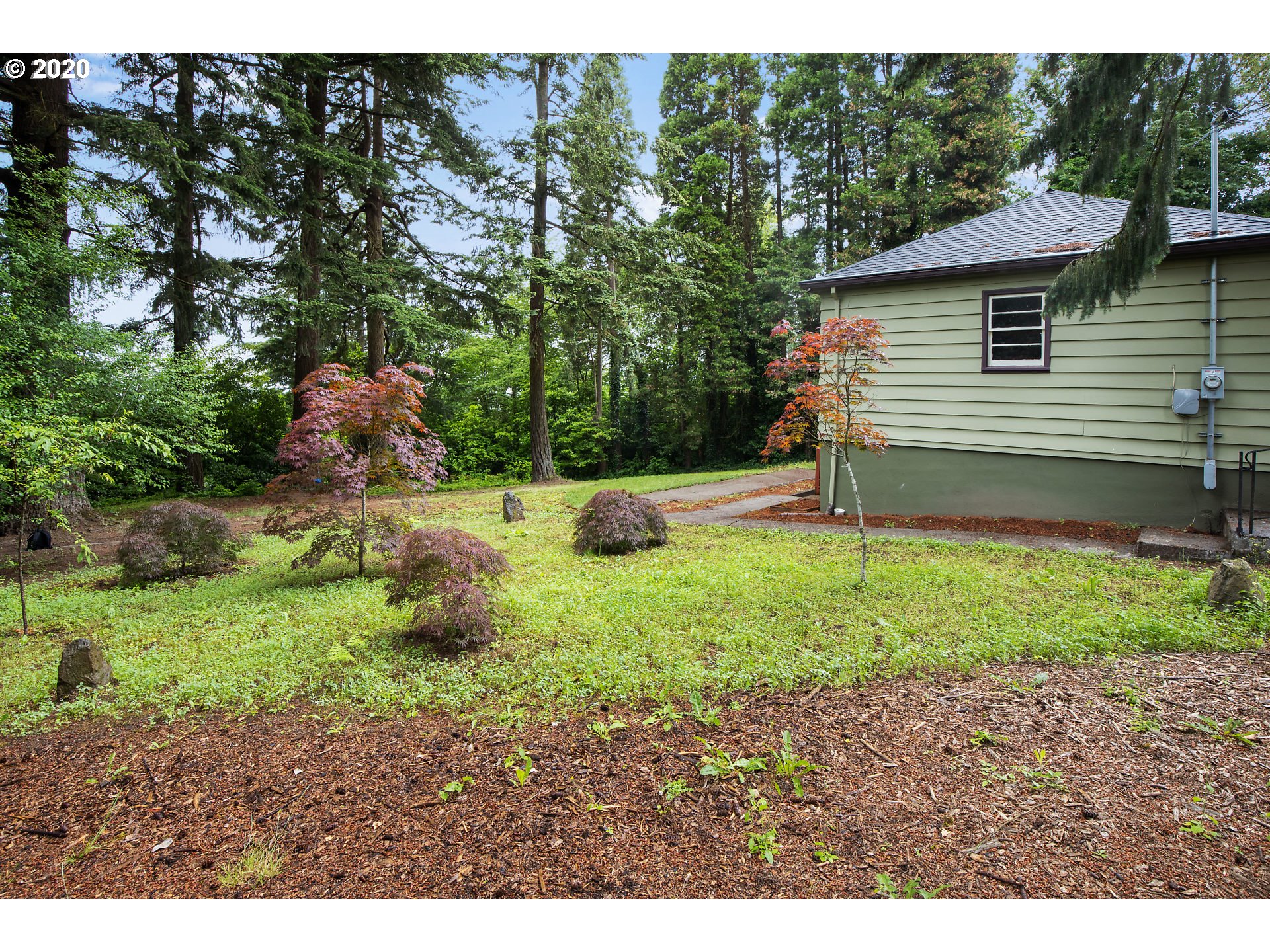 12029 Southwest Lesser Road Portland, OR 97219 - Photo 24 of 25 Gallery Image 24