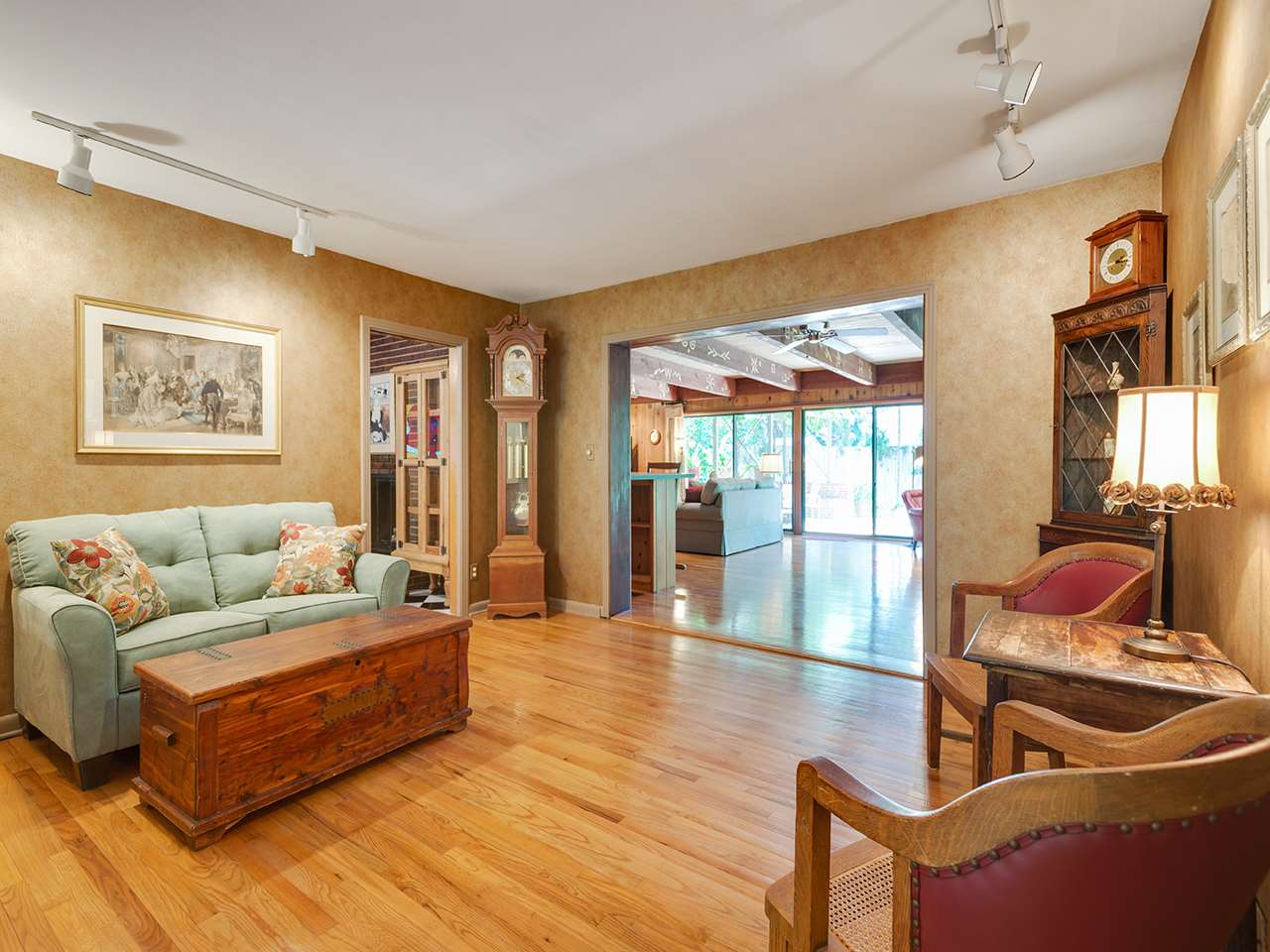 Gallery Image 7