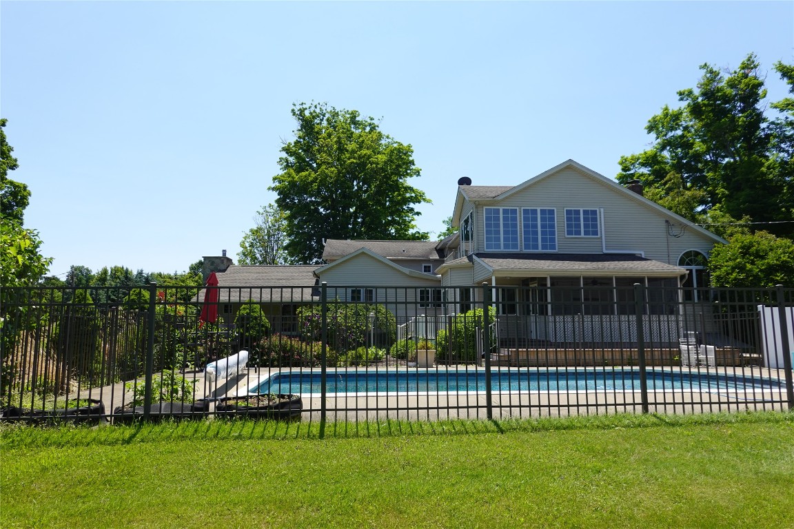 564 Jones Road Vestal, NY 13850 - Photo 5 of 44 Gallery Image 5