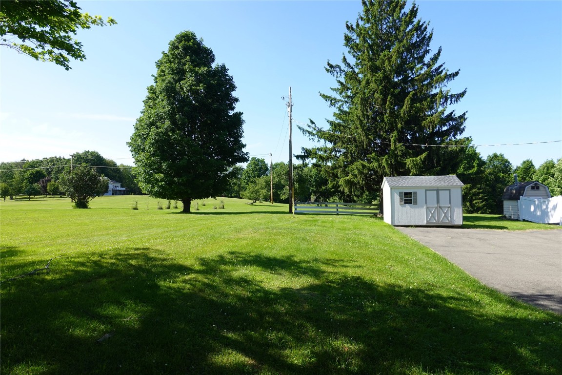 564 Jones Road Vestal, NY 13850 - Photo 10 of 44 Gallery Image 10