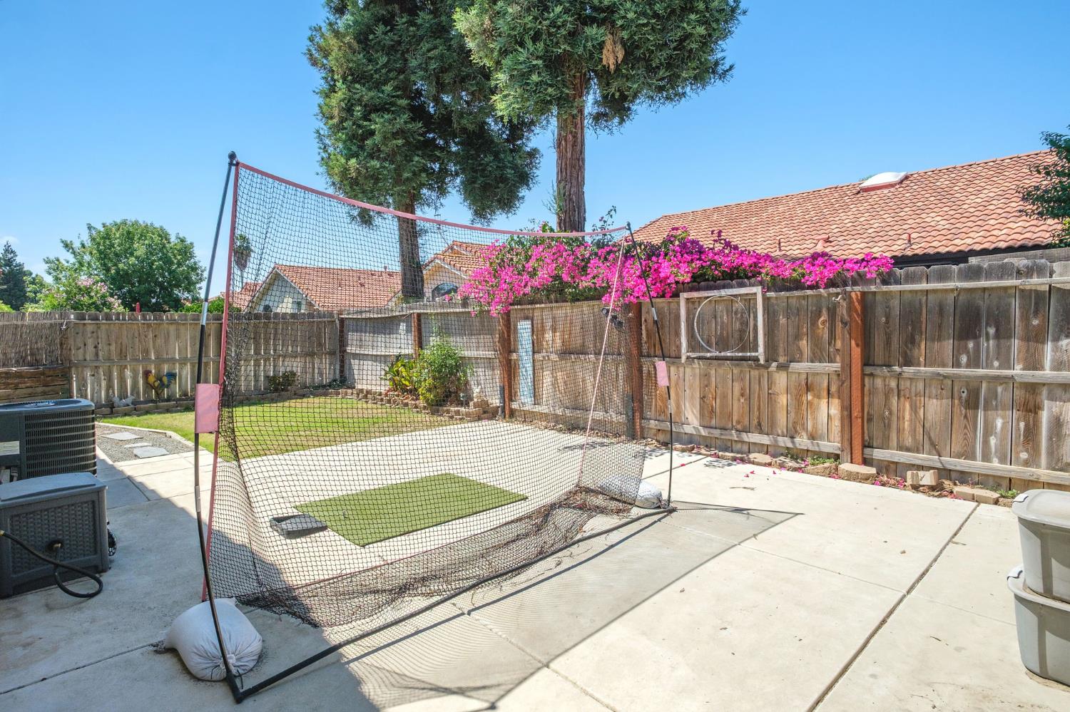 5682 West Sample Avenue Fresno, CA 93722 - Photo 23 of 25