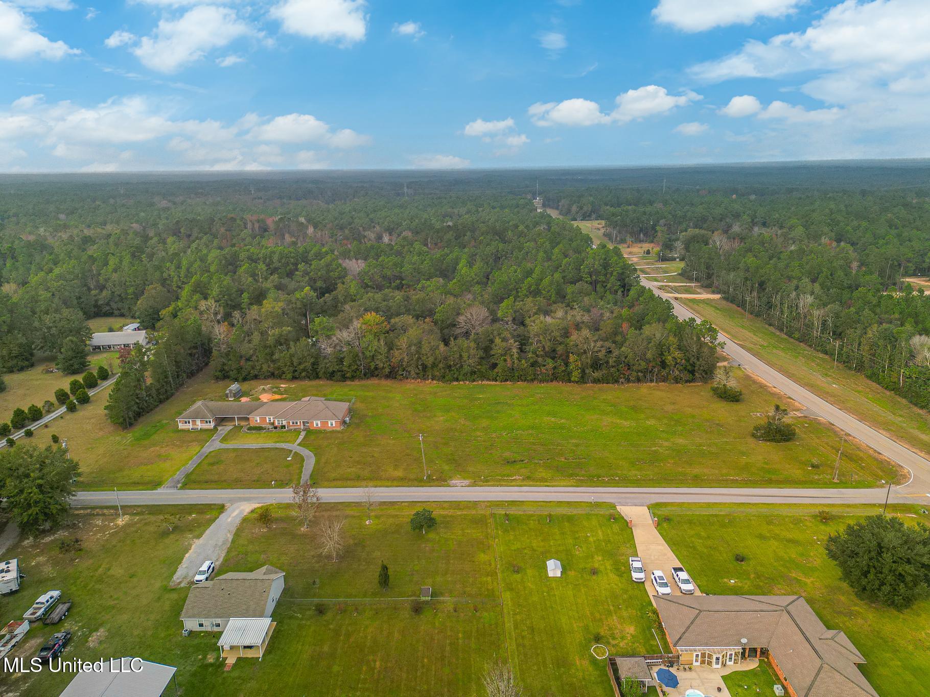 5440 Anna Road Saucier, MS 39574 - Photo 3 of 38 1129-60