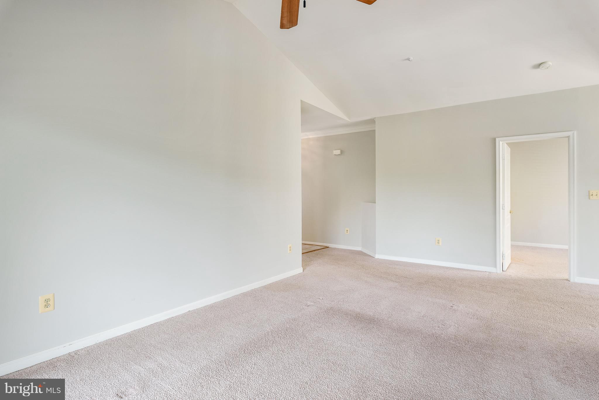 20903 Cedarpost Square, Unit 301 Ashburn, VA 20147 - Photo 5 of 30 Living Room