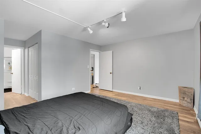 $174,900 | 850 South Lorraine Road, Unit 3B, Wheaton, IL 60189