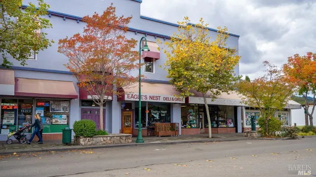 $5,000,000 | 593 West 2nd Street, Cloverdale, CA 95425