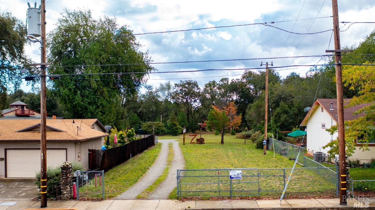 593 West 2nd Street Cloverdale, CA 95425 - Photo 8 of 48