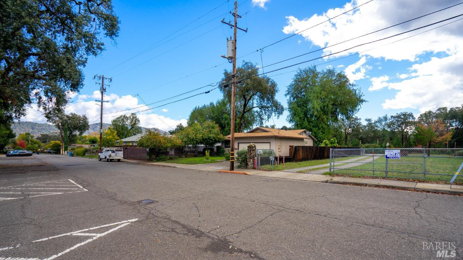 593 West 2nd Street Cloverdale, CA 95425 - Photo 10 of 48