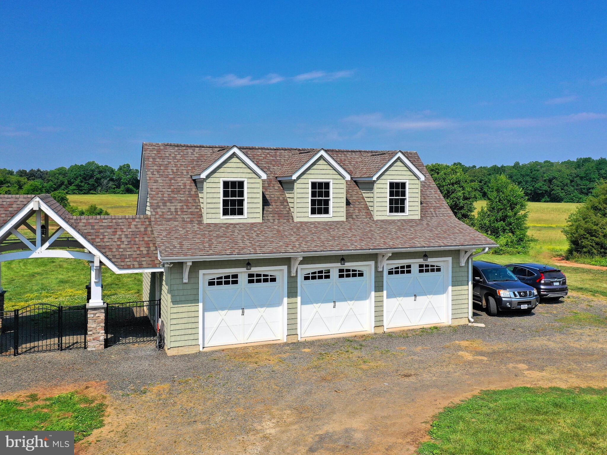 4386 Catlett Road Midland, VA 22728 - Photo 6 of 97 Oversized 3-car garage