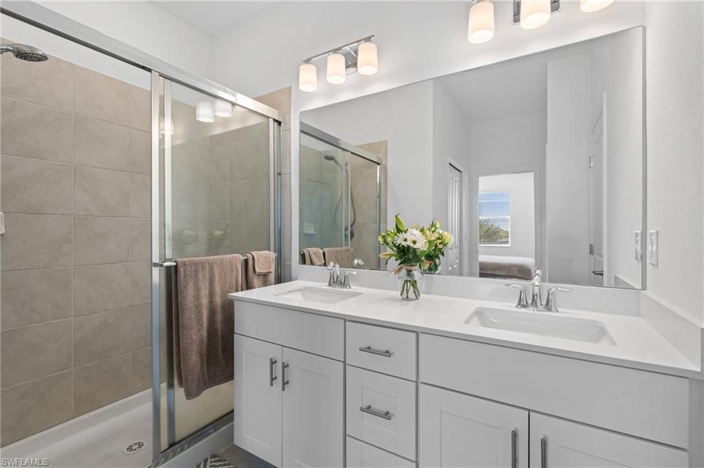 2850 Blossom Way Naples, FL 34120 - Photo 20 of 45