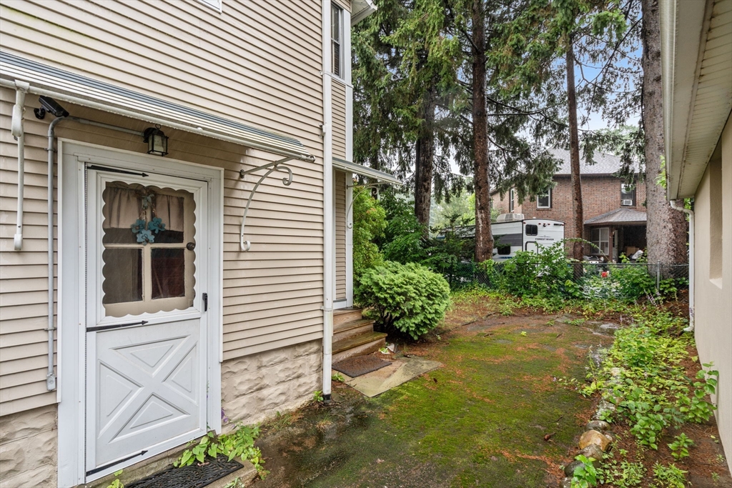 45-47 Janet Street West Springfield, MA 01089 - Photo 29 of 37