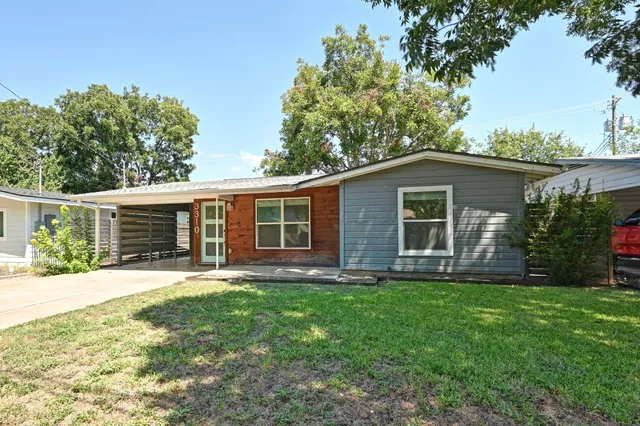 $2,795 | 3310 Bengston Street, Austin, TX 78702