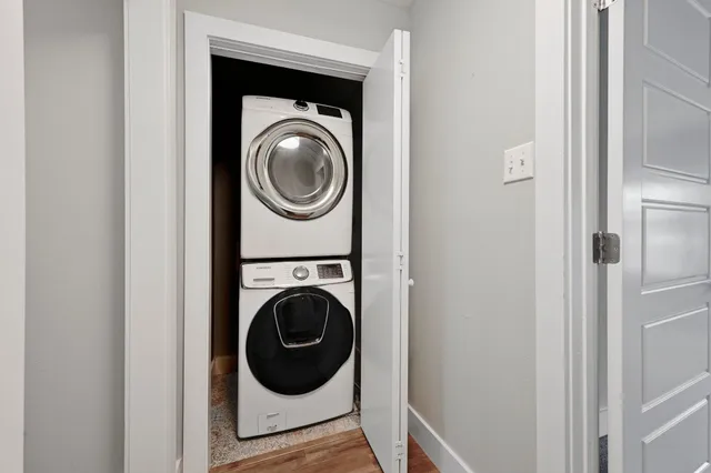 $2,795 | 3310 Bengston Street, Austin, TX 78702