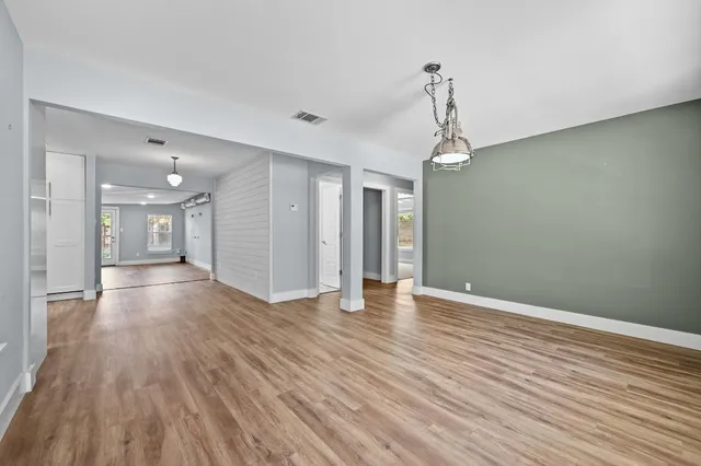 $2,795 | 3310 Bengston Street, Austin, TX 78702