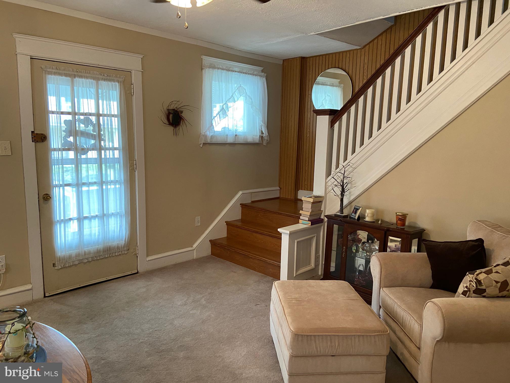 14 West Chelton Road Brookhaven, PA 19015 - Photo 4 of 14 Gallery Image 4