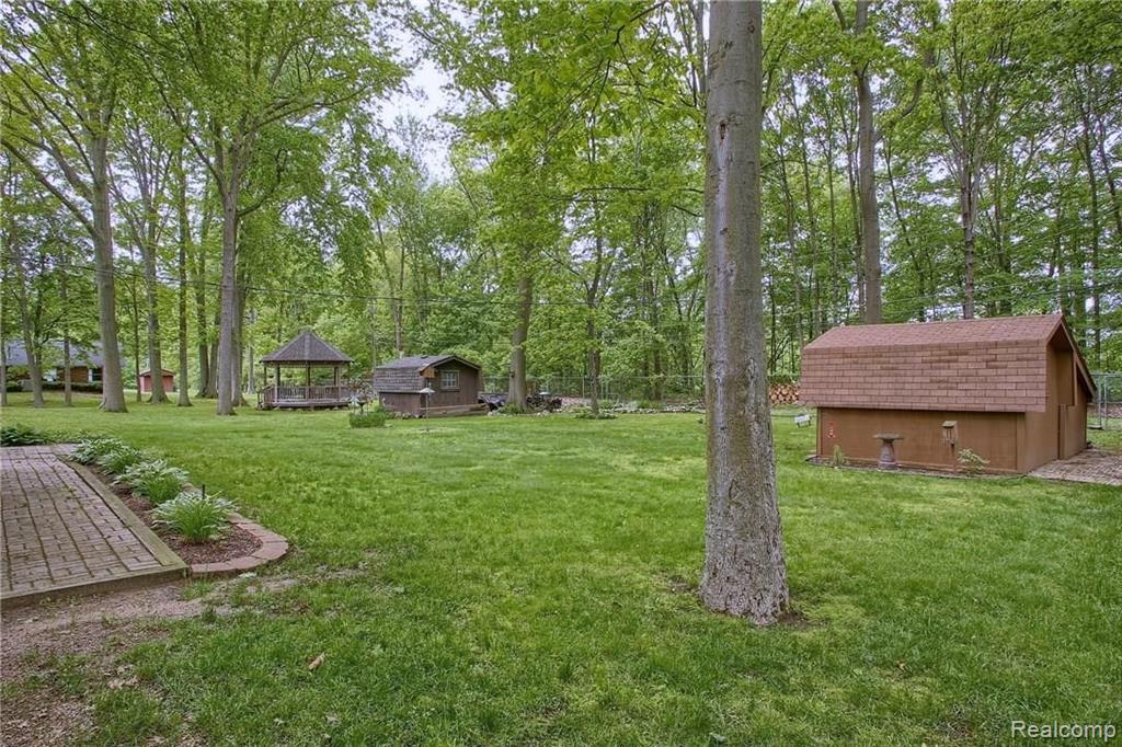 11031 Messmore Road Utica, MI 48317 - Photo 25 of 30